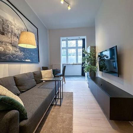 Modern City Apt. -With 2 Tv, Netflix And Work Desk Essen Exterior foto